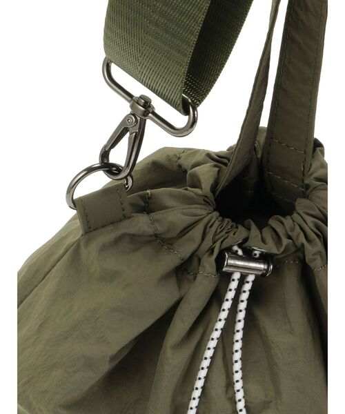 UN3D.（アンスリード）の「COMPACT SLING BAG / コンパクトスリングバッグ（ボディバッグ/ウエストポーチ・レディース・ブラック/ベージュ/カーキ・FREE）」の11枚目の写真