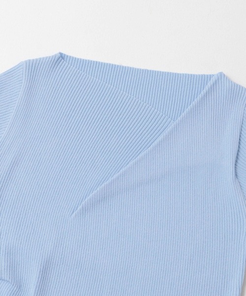 SENSE OF PLACE by URBAN RESEARCH（センスオブプレイスバイアーバンリサーチ）の「『一部WEB限定カラー』アシメネックハーフスリーブセーター（ニット/セーター・レディース・ベージュ/ライトグレー/ブラック/ライトブルー・ONE）」の10枚目の写真