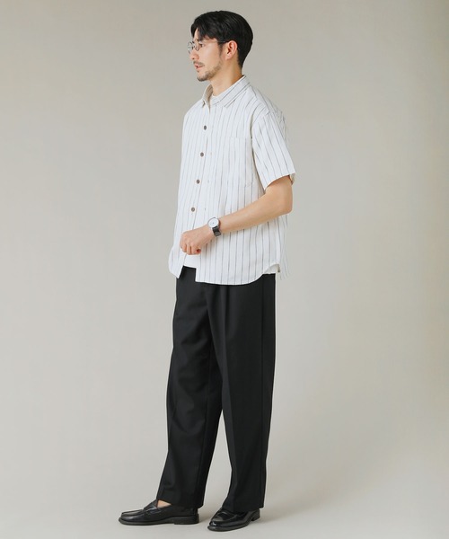 LIL VENDARS（リルヴェンダース）の「Buyer's Select/綿麻オーバーサイズレギュラーカラーストライプ半袖シャツ（シャツ/ブラウス・メンズ・オフホワイト/ネイビー/ベージュ・L/M）」の9枚目の写真