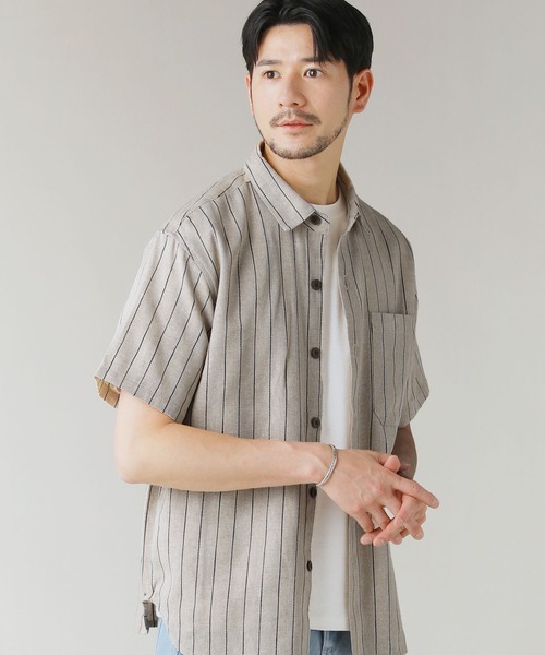 LIL VENDARS（リルヴェンダース）の「Buyer's Select/綿麻オーバーサイズレギュラーカラーストライプ半袖シャツ（シャツ/ブラウス・メンズ・オフホワイト/ネイビー/ベージュ・L/M）」の11枚目の写真