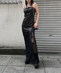 LVEU. | 【LVEU.】レース切り替えキャミワンピース / ワンピース ワンピ キャミワンピ サテン ロング レース シースルー シアー レイヤード スリット ストレート ブラック(ワンピース)