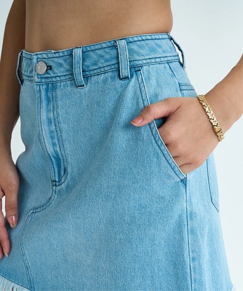 ROXY(ロキシー)の「ESCAPE/ロキシーカットオフデニムスカート(スカート・レディース・ブルー/ブラック・SMALL/MEDIUM/LARGE)」の18枚目の写真