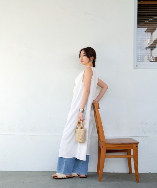 Bab(バブ)の「フロントねじりワンピース(ワンピース・レディース・ブラック/オフホワイト/ライトグリーン・M)」の7枚目の写真