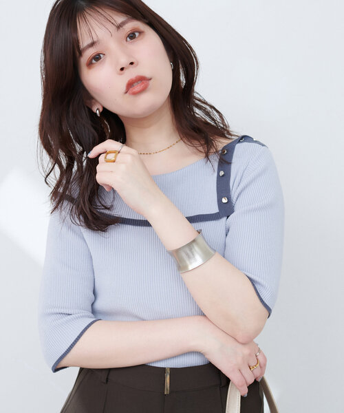 natural couture(ナチュラルクチュール)の「【WEB限定】オフショルアシメネックリブニット(ニット/セーター・レディース・サックスブルー/ネイビー/オフホワイト/ピンク・FREE)」の17枚目の写真