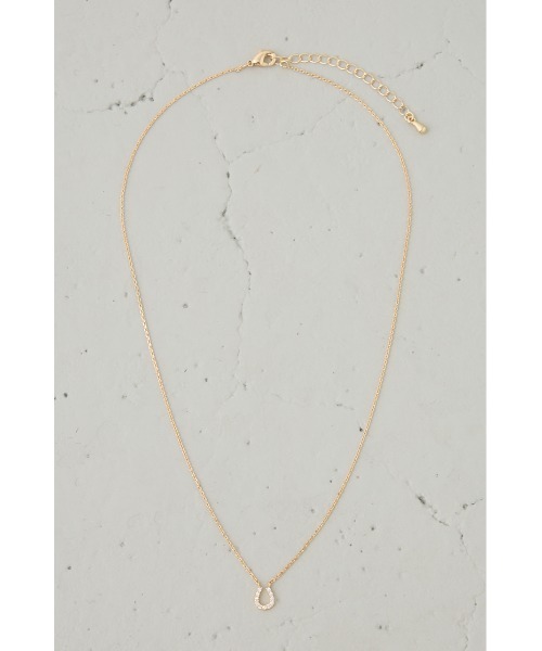 AZUL by moussy（アズールバイマウジー）の「ラインストーンホースシューモチーフネックレス（ネックレス・レディース・ゴールド系その他/シルバー・FREE）」の7枚目の写真