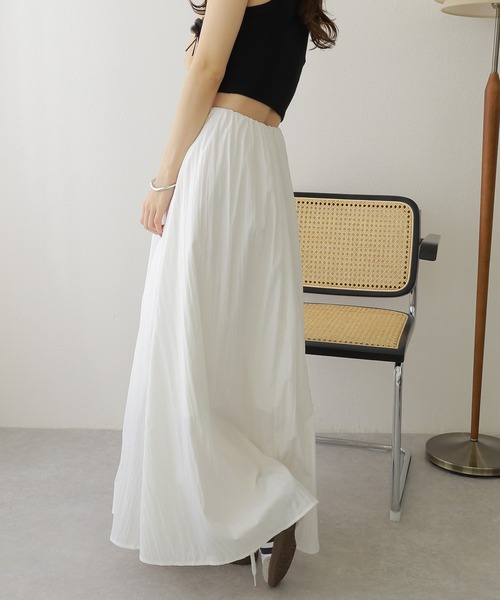 LAULEN（ローレン）の「gather long flare skirt / ギャザー フレア ロング スカート（スカート・レディース・ホワイト/ライトグレー/ブルー/ブラック・FREE）」の6枚目の写真