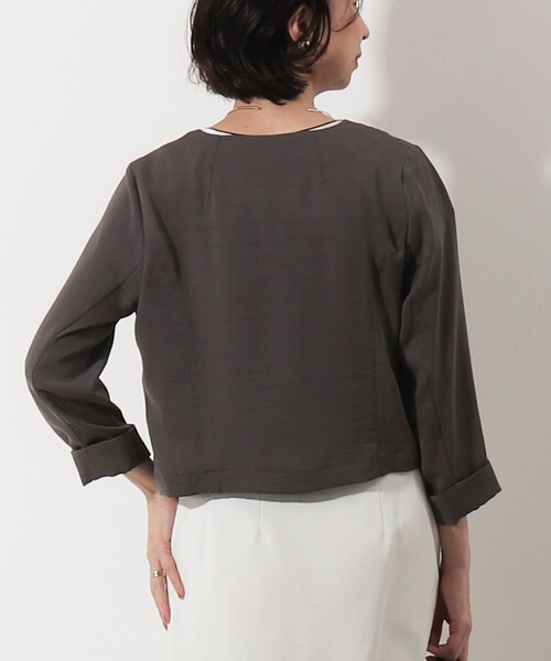 MICO COULIER（ミコクリエ）の「ポリワッシャーカルゼZIPアップジャケット（ブルゾン・レディース・オフホワイト/チャコールグレー/ベージュ・38）」の19枚目の写真