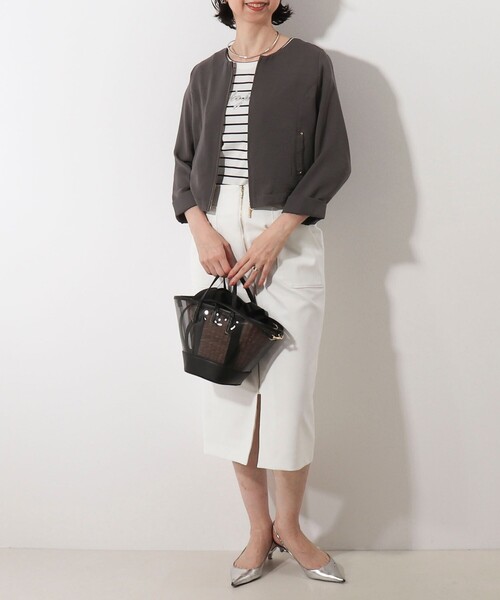 MICO COULIER（ミコクリエ）の「ポリワッシャーカルゼZIPアップジャケット（ブルゾン・レディース・オフホワイト/チャコールグレー/ベージュ・38）」の18枚目の写真