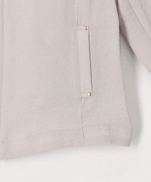 MICO COULIER（ミコクリエ）の「ポリワッシャーカルゼZIPアップジャケット（ブルゾン・レディース・オフホワイト/チャコールグレー/ベージュ・38）」の8枚目の写真