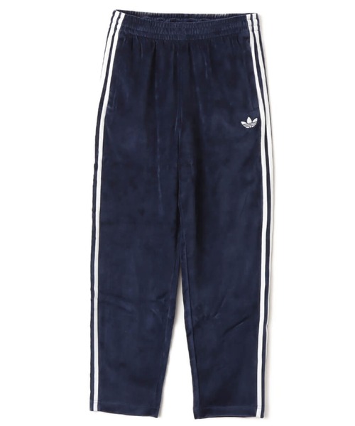 adidas(アディダス)の「adidas SST ADICOLOR VELOUR TRACK PANT / アディダス ベロア トラック パンツ(その他パンツ・メンズ・インディゴブルー・L/M/S/XL)」の1枚目の写真