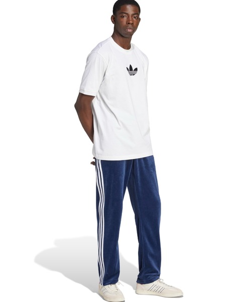 adidas(アディダス)の「adidas SST ADICOLOR VELOUR TRACK PANT / アディダス ベロア トラック パンツ(その他パンツ・メンズ・インディゴブルー・L/M/S/XL)」の9枚目の写真