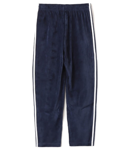adidas(アディダス)の「adidas SST ADICOLOR VELOUR TRACK PANT / アディダス ベロア トラック パンツ(その他パンツ・メンズ・インディゴブルー・L/M/S/XL)」の8枚目の写真
