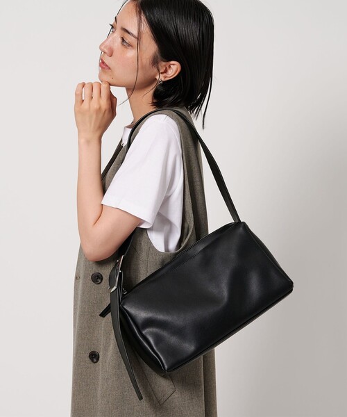 スクエア ビッグバックル ショルダーバッグ（ショルダーバッグ