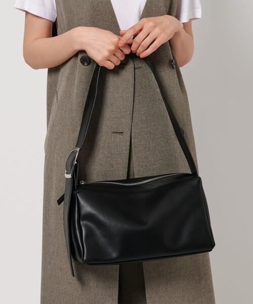 beauty&youth unitedarrowsレザースクエアショルダーバッグ スクエア ビッグバックル ショルダーバッグ（ショルダーバッグ