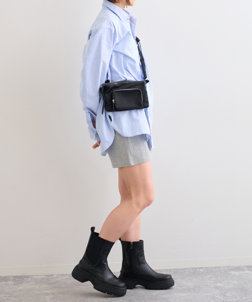 U by SPICK&SPAN（ユーバイスピックアンドスパン）の「LE VERNIS/ル・ベルニ Combi multi pouch（ショルダーバッグ・レディース・ブラウン/ブラック・FREE）」の7枚目の写真