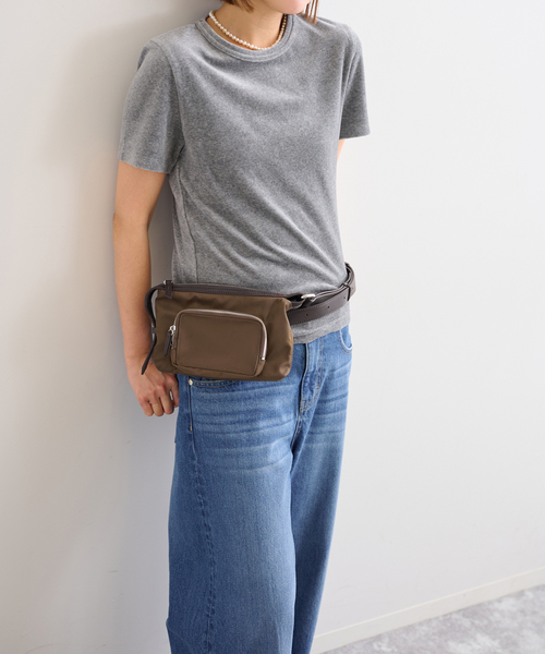 U by SPICK&SPAN（ユーバイスピックアンドスパン）の「LE VERNIS/ル・ベルニ Combi multi pouch（ショルダーバッグ・レディース・ブラウン/ブラック・FREE）」の11枚目の写真