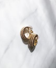 TIMELESS&THREE（タイムレスアンドスリー）の「メタルスリーラインフープイヤリング（イヤリング）」