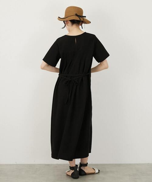 MELROSE claire(メルローズ クレール)の「【サッカーヨーク切替ベルテッドカットワンピース】(ワンピース・レディース・ブラック/ブルー・FREE)」の17枚目の写真