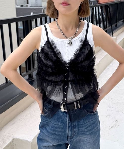 PAGEBOY（ページボーイ）の「チュールフリルビスチェ（キャミソール・レディース・オフホワイト/ブラック/サックスブルー・FREE）」の4枚目の写真