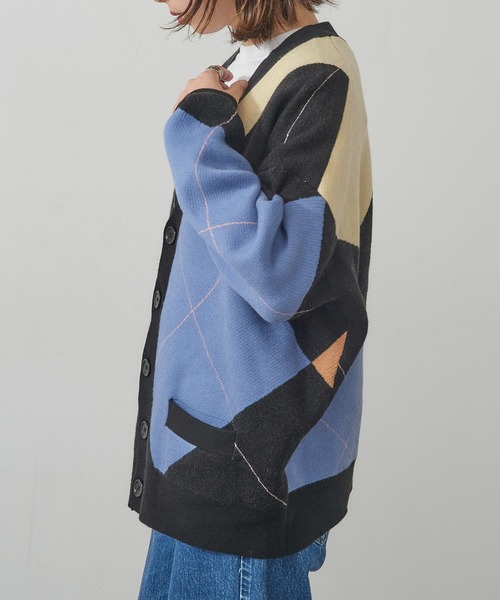 St.Johns 3rd club（セントジョンズサードクラブ）の「【St.Johns 3rd club】ARGYLLE Vネックカーディガン SJ25-052（ニット/セーター・レディース・ベージュ系その他/ブラック系1・FREE）」の9枚目の写真