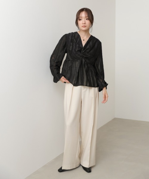 Bab（バブ）の「フロントねじりシャギーブラウス（シャツ/ブラウス・レディース・アイボリー/ブラック・M）」の16枚目の写真