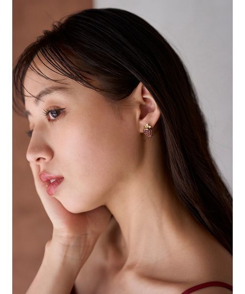 SNIDEL（スナイデル）の「モチーフピアス（ピアス（両耳用）・レディース・クリア/ホワイト/レッド・F）」の12枚目の写真