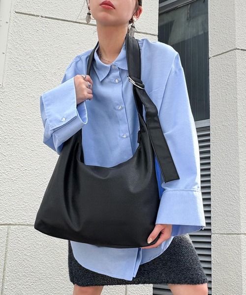 Fashion Letter（ファッションレター）の「肩が痛くなりにくい フェイクレザーワンショルダーバッグ（ショルダーバッグ・レディース・モカ/ダークグレー/ブルー/ブラック・FREE）」の7枚目の写真