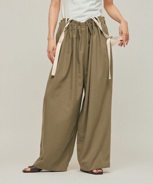 Firsthand(ファーストハンド)の「Firsthand/ファーストハンド 2WAYサスペンダーパンツ / ワイドイージーパンツ(その他パンツ・レディース・ベージュ/ブラック・FREE)」の4枚目の写真