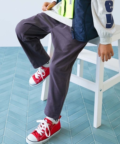 devirock（デビロック）の「【イージーウォッシュ】乾燥機OK マチ付き テーパードパンツ（その他パンツ・キッズ・ブラック/オリーブ系/パープル系/ベージュ系/グリーン系/チャコール・100cm/110cm/120cm/130cm/140cm/150cm/160cm）」の6枚目の写真