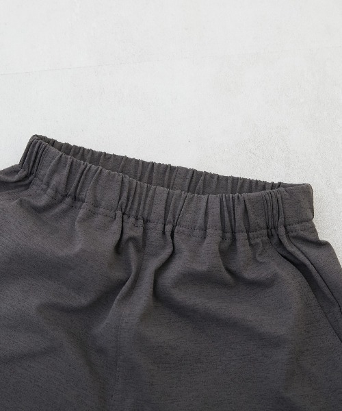 devirock（デビロック）の「【イージーウォッシュ】乾燥機OK マチ付き テーパードパンツ（その他パンツ・キッズ・ブラック/オリーブ系/パープル系/ベージュ系/グリーン系/チャコール・100cm/110cm/120cm/130cm/140cm/150cm/160cm）」の14枚目の写真