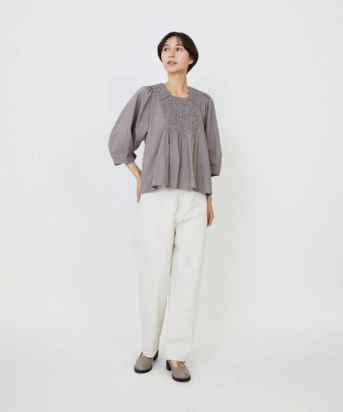 LOISIR（ロワズィール）の「インドコットンポプリンハンドスモッキングブラウス（シャツ/ブラウス・レディース・モカ/ブラック・FREE）」の19枚目の写真