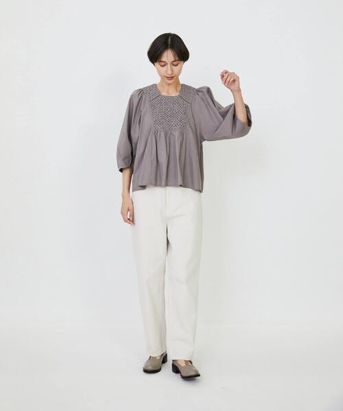 LOISIR（ロワズィール）の「インドコットンポプリンハンドスモッキングブラウス（シャツ/ブラウス・レディース・モカ/ブラック・FREE）」の20枚目の写真