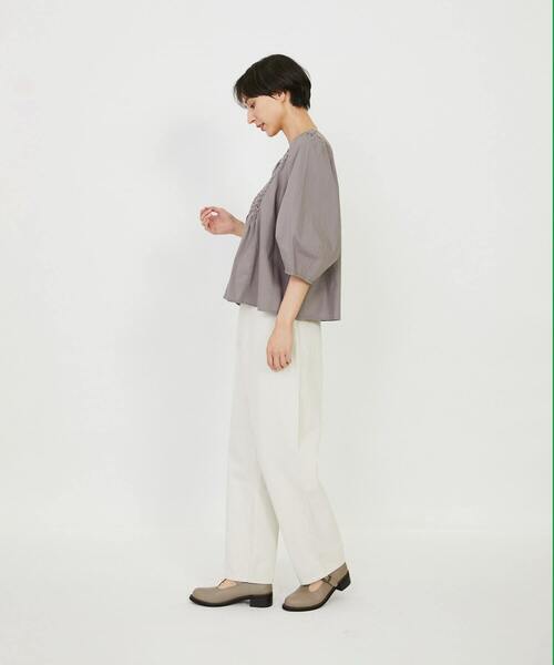 LOISIR（ロワズィール）の「インドコットンポプリンハンドスモッキングブラウス（シャツ/ブラウス・レディース・モカ/ブラック・FREE）」の21枚目の写真