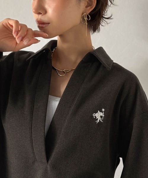 Classical Evon(クラシカルエヴォン)の「【Classical Evon】優しく上品見え。圧縮ニット襟付きキーネックプルオーバー(Tシャツ/カットソー・レディース・ベージュ/チャコール/ブラウン・LARGE/MEDIUM/SMALL/X-LARGE)」の6枚目の写真