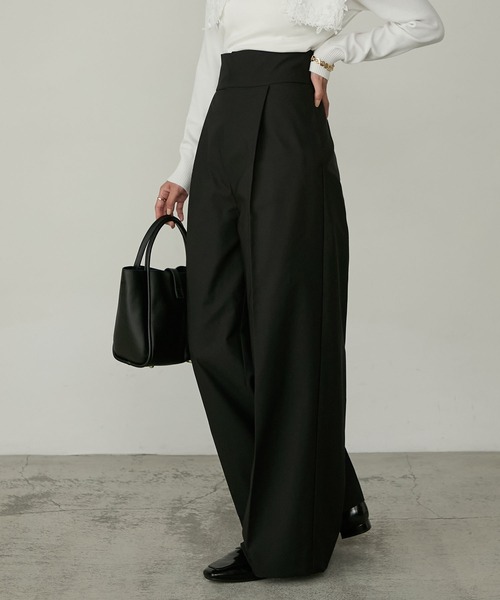 Cherir Mignon(シェリルミニョン)の「【Cherir Mignon】- Silhouette Couture -バックレースアップリボンハイウエストチノパンツ/スラックス(チノパンツ・レディース・アイボリー/ブラック/ベージュ・S/M/L)」の6枚目の写真