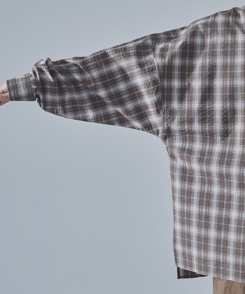 SLICK（スリック）の「【SLICK/スリック】Seersucker Check Dolmansleeve Regular Shirt/シアサッカーチェックレギュラーカラーシャツ / クラシック（シャツ/ブラウス・メンズ・ブラック/ブラウン・3/2/1）」の10枚目の写真