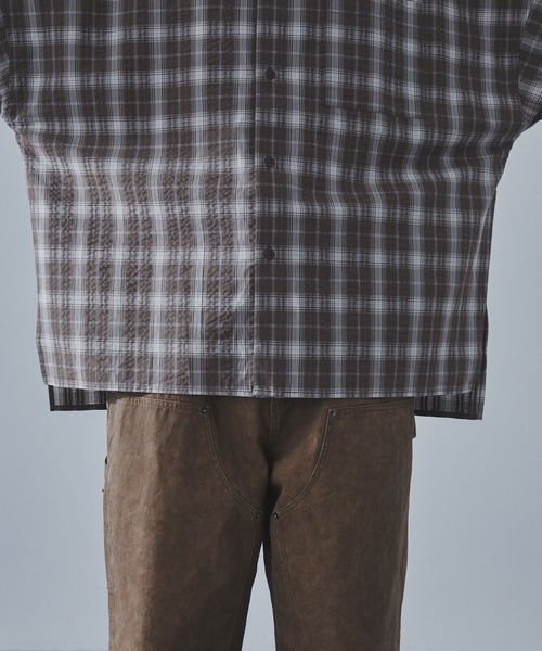 SLICK（スリック）の「【SLICK/スリック】Seersucker Check Dolmansleeve Regular Shirt/シアサッカーチェックレギュラーカラーシャツ / クラシック（シャツ/ブラウス・メンズ・ブラック/ブラウン・3/2/1）」の12枚目の写真