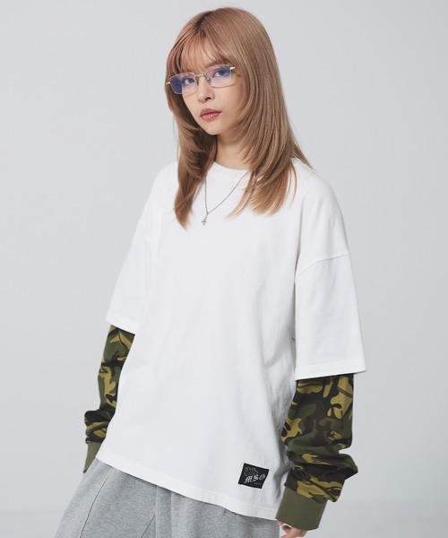 MSG(エムエスジー)の「ヘビーウエイトフェイクレイヤードロンT カモフラージュ柄 ボーダー【UNISEX】(Tシャツ/カットソー・メンズ・ブラック×ブラック/ブラック×レッド/ホワイト系/ブラック系・XL/L/M/S)」の2枚目の写真