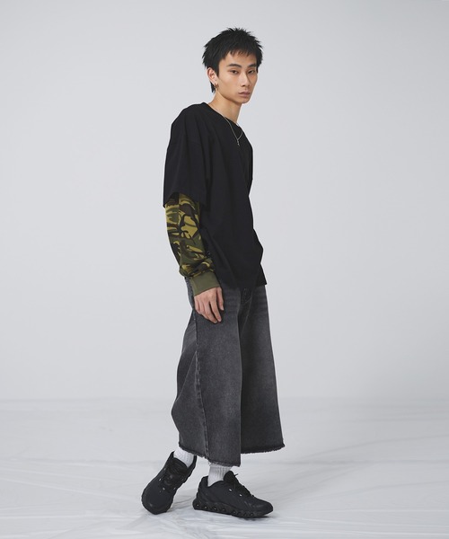 MSG(エムエスジー)の「ヘビーウエイトフェイクレイヤードロンT カモフラージュ柄 ボーダー【UNISEX】(Tシャツ/カットソー・メンズ・ブラック×ブラック/ブラック×レッド/ホワイト系/ブラック系・XL/L/M/S)」の8枚目の写真