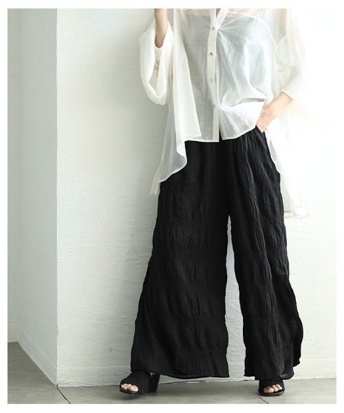 Sawa a la mode(サワアラモード)の「サイドスリット入りシフォンレイヤードギャザーワイドパンツ(その他パンツ・レディース・ブラック・FREE)」の7枚目の写真