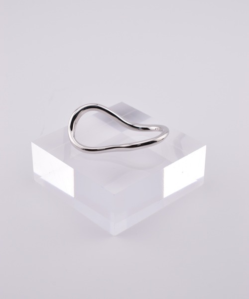 BROTHERHOOD(ブラザーフッド)の「【earyear】Wavy Mirage Double Finger Ring(リング・レディース・ゴールド・FREE)」の10枚目の写真
