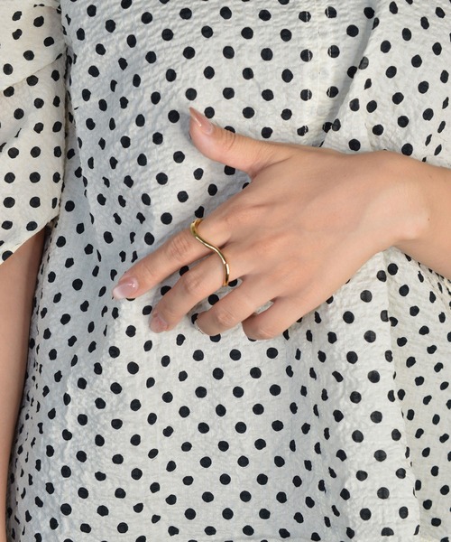 BROTHERHOOD(ブラザーフッド)の「【earyear】Wavy Mirage Double Finger Ring(リング・レディース・ゴールド・FREE)」の7枚目の写真