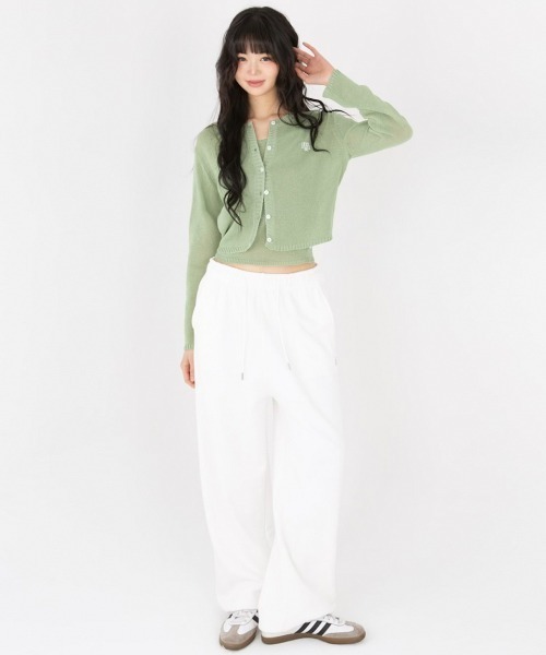 muahmuah(ムーアムーア)の「A'GEM/9 × .kom 『muah muah/ムーアムーア』REGULAR FIT ROUND CARDIGAN/レギュラーフィットラウンドカーディガン(カーディガン/ボレロ・レディース・アイボリー/ブラック/グリーン・FREE)」の8枚目の写真