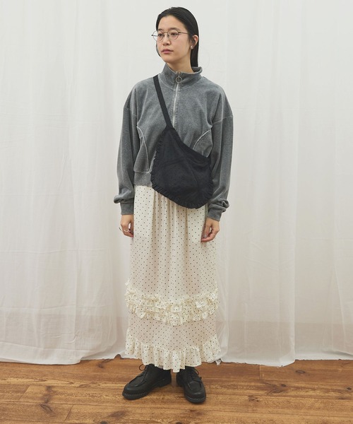 fig Ｌondon（フィグロンドン）の「_CottonCupra twill skirt（スカート・レディース・ブラック/ドット・FREE）」の13枚目の写真