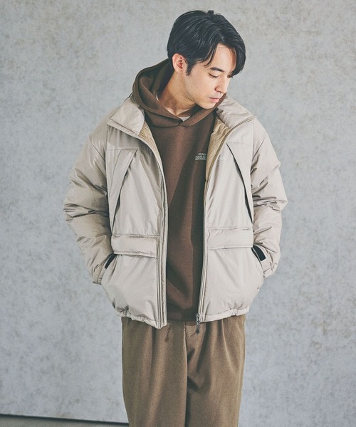 NANGA(ナンガ)の「【NANGA Mt.&Sea(ナンガ)】オーロラスタンドダウン25AW(ダウンジャケット/コート・メンズ・カーキ/ベージュ/ブラック・LARGE/MEDIUM)」の2枚目の写真