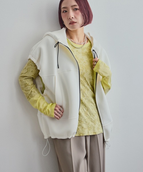 LHELBIE（レルビエ）の「ダンボールオーバーベスト（その他アウター・レディース・オフホワイト/ブラック/グレー・M）」の14枚目の写真
