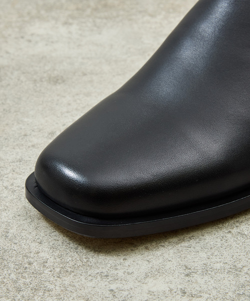 And A(アンドエー)の「PADRONE パドローネ / BL SQUARE SLIP-ON スクエアトゥレザースリッポンシューズ / PU8777-2002(サンダル・メンズ・ブラック・41/42/40)」の7枚目の写真