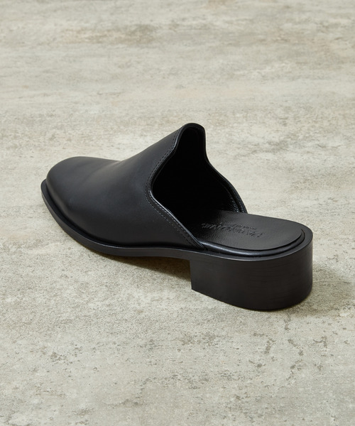 And A(アンドエー)の「PADRONE パドローネ / BL SQUARE SLIP-ON スクエアトゥレザースリッポンシューズ / PU8777-2002(サンダル・メンズ・ブラック・41/42/40)」の11枚目の写真