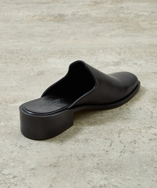 And A(アンドエー)の「PADRONE パドローネ / BL SQUARE SLIP-ON スクエアトゥレザースリッポンシューズ / PU8777-2002(サンダル・メンズ・ブラック・41/42/40)」の12枚目の写真