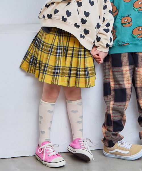 MARKEY'S（マーキーズ）の「チェックプリーツスカート（スカート・キッズ・イエロー系その他/グリーン系その他/レッド系その他・S/M/L/LL）」の3枚目の写真